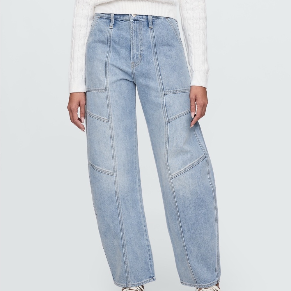 GAP High Rise Barrel Jeans - size 29 - light blue carpenter style